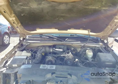 2005 Chevrolet Silverado 1500 из США, поврежденный, VIN 1GCEC14X95Z179751